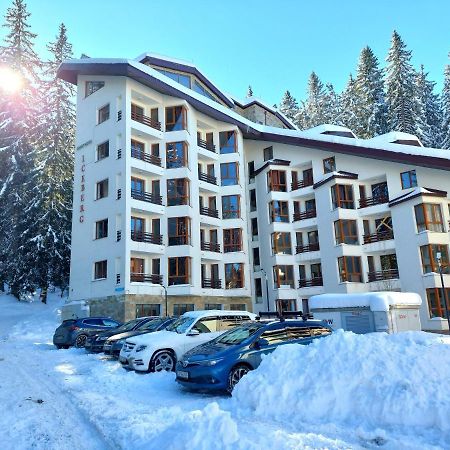 Ski & Holiday Apartments In ปอมโปโรโว ภายนอก รูปภาพ