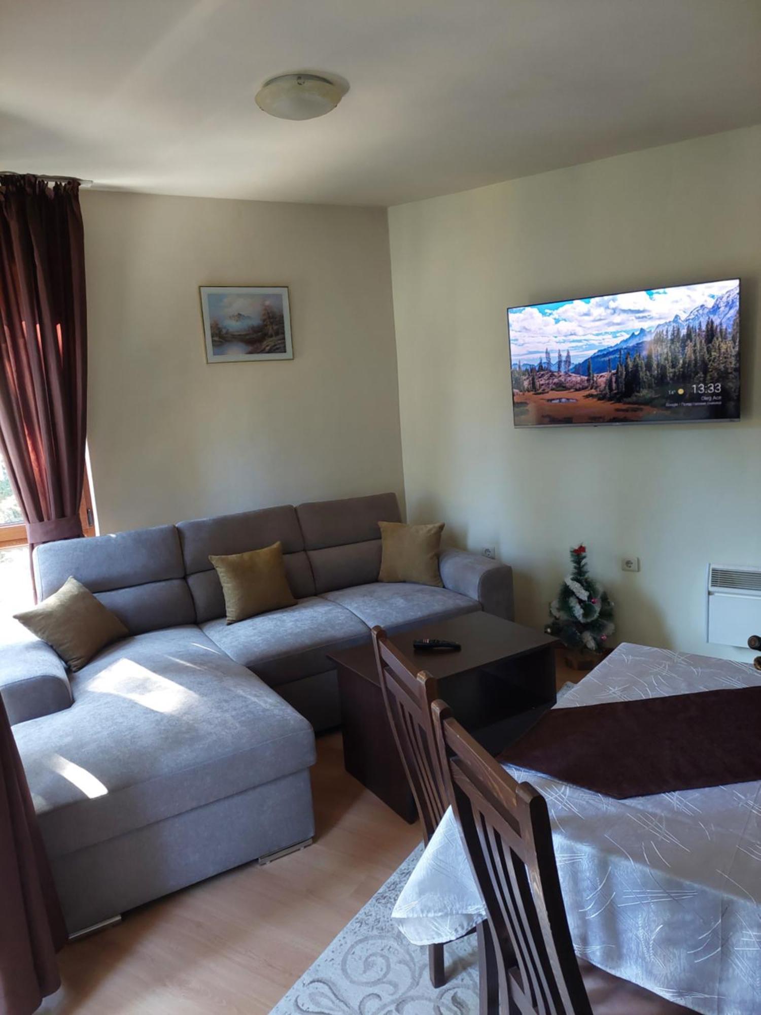 Ski & Holiday Apartments In ปอมโปโรโว ภายนอก รูปภาพ