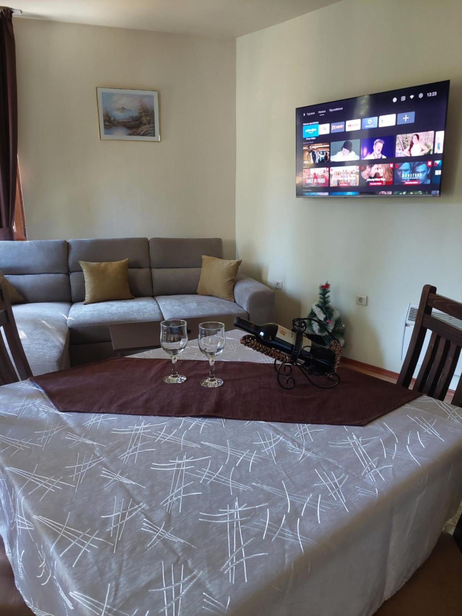 Ski & Holiday Apartments In ปอมโปโรโว ภายนอก รูปภาพ