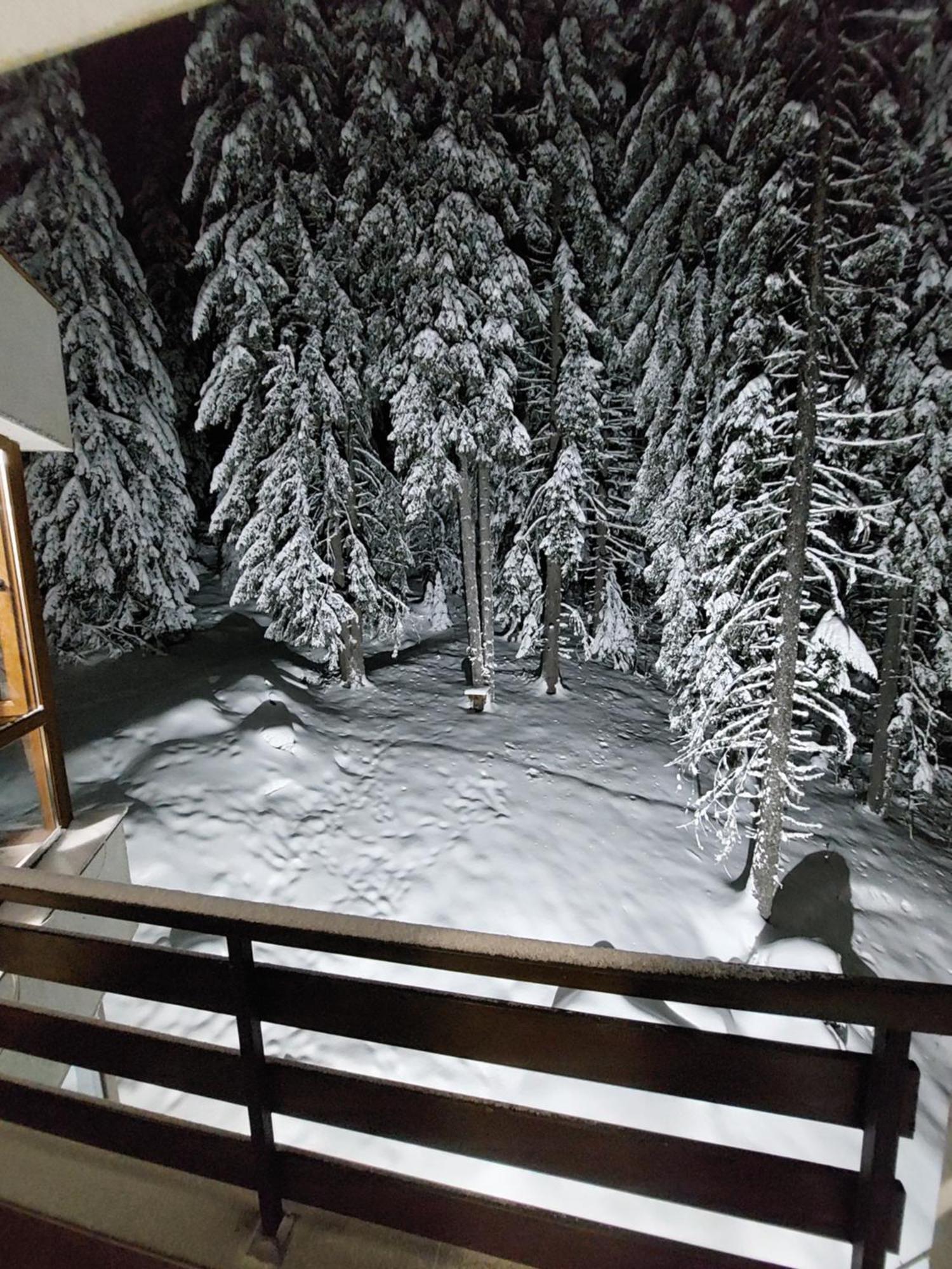 Ski & Holiday Apartments In ปอมโปโรโว ภายนอก รูปภาพ